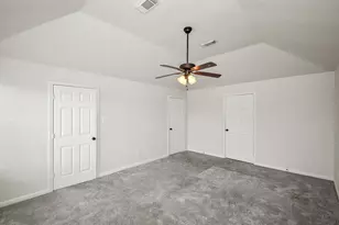 101 Cacao St, Lake Jackson, TX 77566 - Photo 15