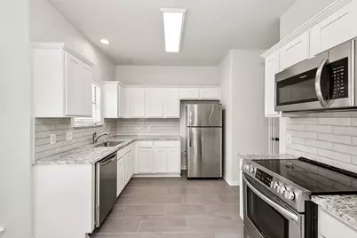 101 Cacao Street, Lake Jackson, TX 77566 - Photo 11