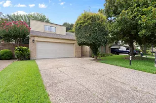310 W Fair Harbor Ln, Houston, TX 77079 - Photo 3