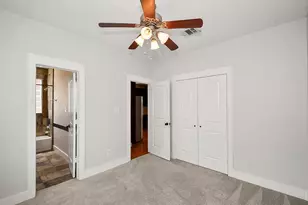 1121 W 17th St, Houston, TX 77008 - Photo 15
