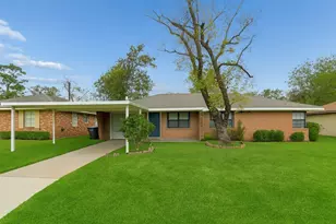 9029 Homewood Ln, Houston, TX 77078 - Photo 1