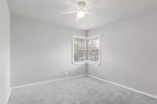 9029 Homewood Ln, Houston, TX 77078 - Photo 17