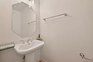 431 Westmoreland St, Houston, TX 77006 - Photo 25