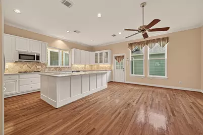 431 Westmoreland Street, Houston, TX 77006 - Photo 13