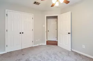 1118 Chase Park Dr, Bacliff, TX 77518 - Photo 11