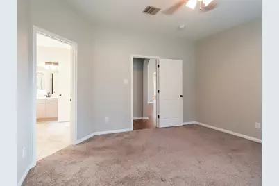 1118 Chase Park Drive, Bacliff, TX 77518 - Photo 9