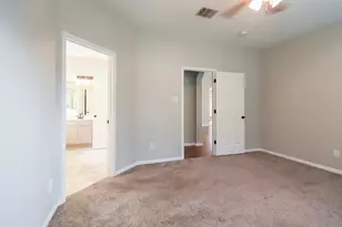 1118 Chase Park Dr, Bacliff, TX 77518 - Photo 9