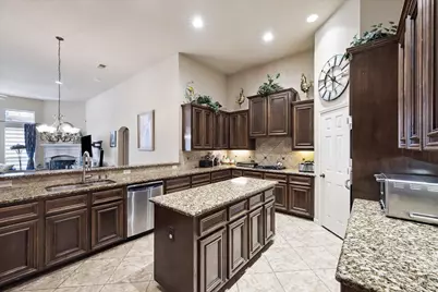 2701 Greenblade Court, Pearland, TX 77584 - Photo 9