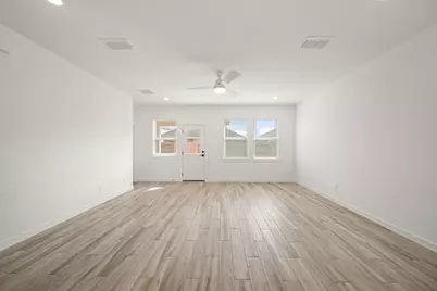 8438 Bay Oaks Drive, Baytown, TX 77523 - Photo 9