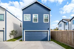 851 S Victory Dr, Houston, TX 77088 - Photo 41