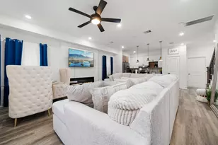 851 S Victory Dr, Houston, TX 77088 - Photo 9