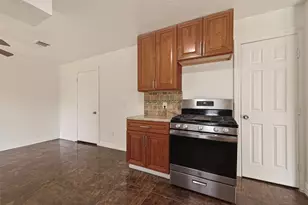 10730 Sagewind Dr, Houston, TX 77089 - Photo 15