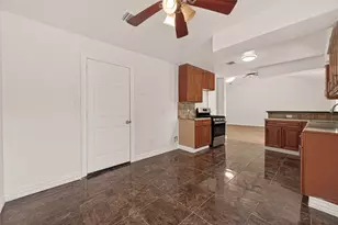 10730 Sagewind Dr, Houston, TX 77089 - Photo 17