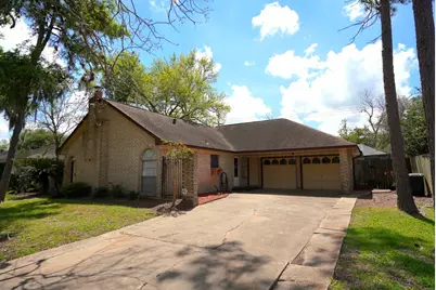 209 Dogwood Street, Lake Jackson, TX 77566 - Photo 5