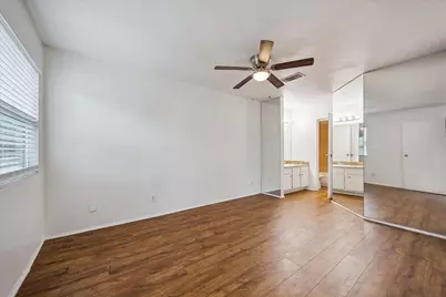 768 Memorial Mews Street #4, Houston, TX 77079 - Photo 7