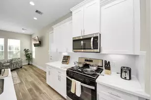 5935 Beall St A/D St, Houston, TX 77091 - Photo 9