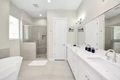 5935 Beall St A/D Street, Houston, TX 77091 - Photo 13