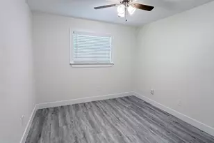 3514 Vineyard Dr, Houston, TX 77082 - Photo 13