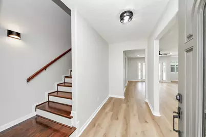 6015 McKnight Street, Houston, TX 77035 - Photo 9