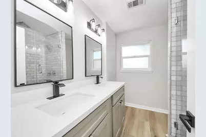 6015 McKnight Street, Houston, TX 77035 - Photo 11