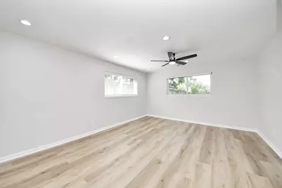 6015 McKnight Street, Houston, TX 77035 - Photo 21