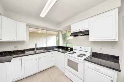 4219 Stonehenge Trail, Houston, TX 77066 - Photo 11