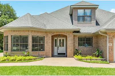 41 Robinhood Lane, Clute, TX 77531 - Photo 9