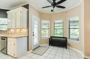 41 Robinhood Ln, Clute, TX 77531 - Photo 23