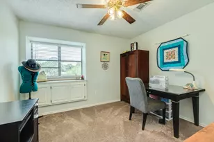 41 Robinhood Ln, Clute, TX 77531 - Photo 35