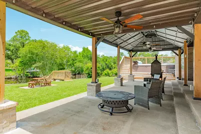 41 Robinhood Lane, Clute, TX 77531 - Photo 33