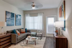3530 W 12th St, Houston, TX 77008 - Photo 3