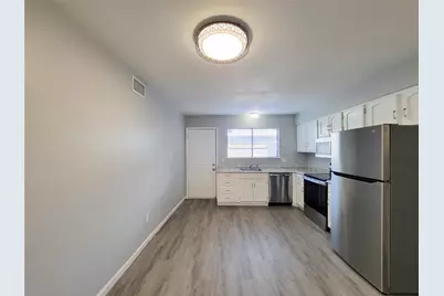 6401 Deihl Road #307, Houston, TX 77092 - Photo 9