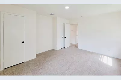 301 Cypress Street, Lake Jackson, TX 77566 - Photo 19