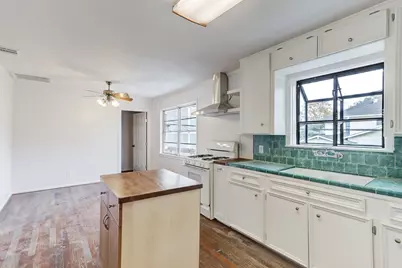 1506 Cortlandt Street, Houston, TX 77008 - Photo 3