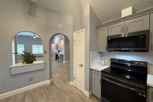 4122 Meadowgold Ln, Houston, TX 77345 - Photo 9