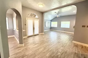 4122 Meadowgold Ln, Houston, TX 77345 - Photo 1