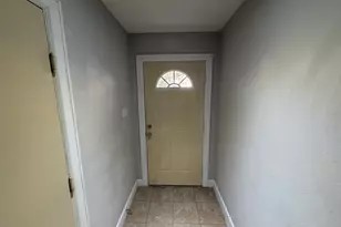 2710 Hullsmith Dr, Houston, TX 77063 - Photo 5