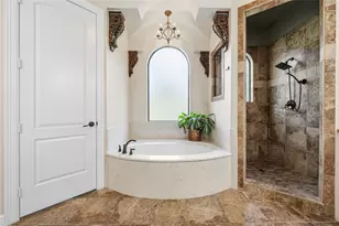 8483 Majestic Lake Ct, Montgomery, TX 77316 - Photo 25