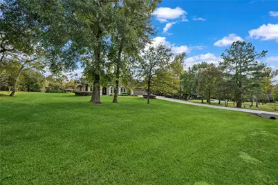 8483 Majestic Lake Court, Montgomery, TX 77316 - Photo 47