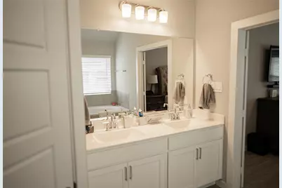 22126 Oakland Meadows Lane, New Caney, TX 77357 - Photo 5