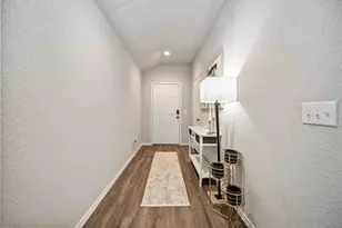 10527 Meadow Saffron Dr, Houston, TX 77016 - Photo 3