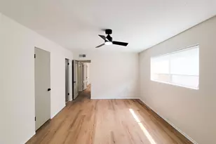 2101 Fountain View Dr, Houston, TX 77057 - Photo 17