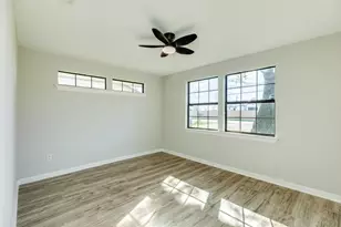 640 Whitten St, Clute, TX 77531 - Photo 15