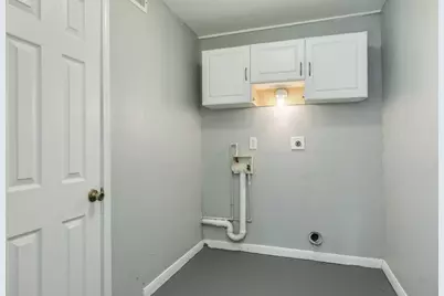 640 Whitten Street, Clute, TX 77531 - Photo 13