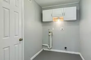 640 Whitten St, Clute, TX 77531 - Photo 13