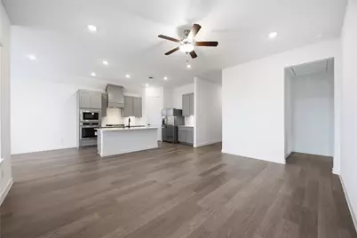14303 Core Meadows Drive, Texas City, TX 77510 - Photo 7