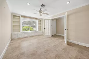 10302 Willowisp Dr, Houston, TX 77035 - Photo 7