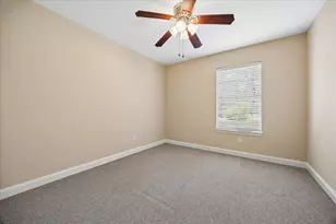 10302 Willowisp Dr, Houston, TX 77035 - Photo 11