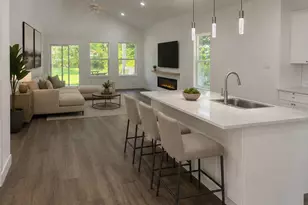 4323 Oxford St, Houston, TX 77022 - Photo 5