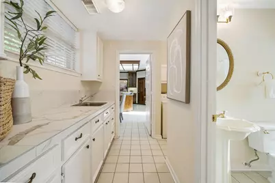 4900 Cedar Street, Bellaire, TX 77401 - Photo 15